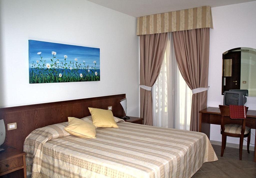 Agriturismo L'Arca Di Anna Brambilla Belvedere Marittimo Room photo